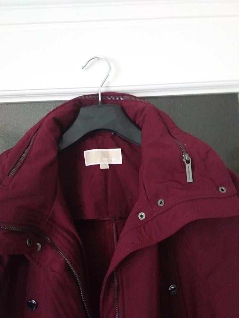 Michael kors jas, Ophalen, Zo goed als nieuw, Maat 38/40 (M), Rood