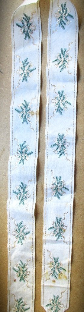 Kerst lint~Vintage hand geborduurd Kerstlint~Met Goud garen, Diversen, Ophalen of Verzenden, Gebruikt