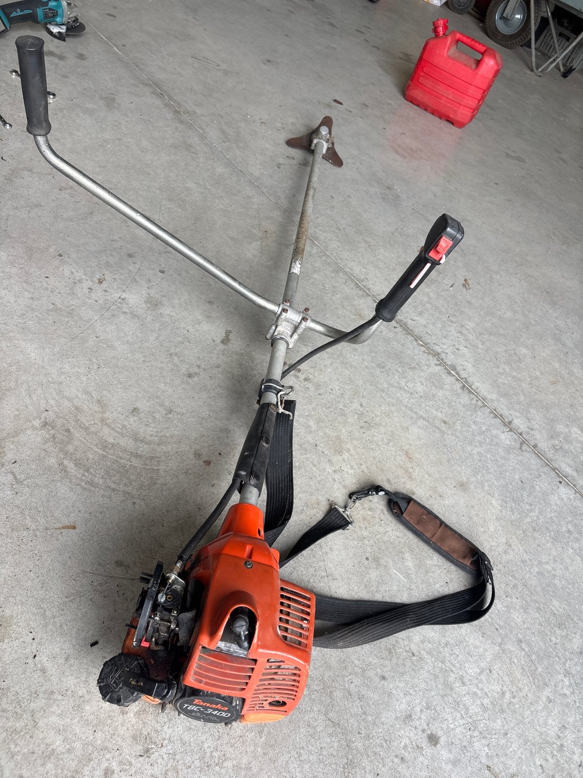 Tanaka TBC 3400 Bosmaaier - Loopt goed!, Ophalen, Gebruikt, Benzine