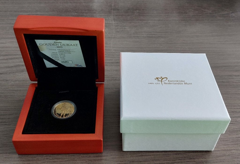 Enkele gouden dukaat 2023 in volledige originele verpakking, Ophalen of Verzenden, Koningin Beatrix, Overige waardes, Goud
