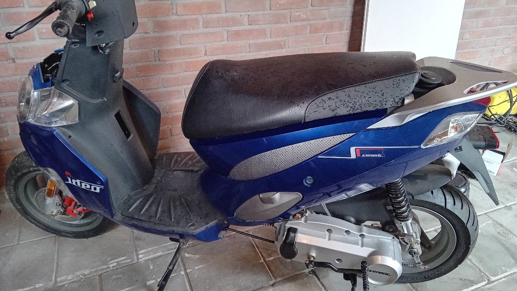 Generic ideo scooter, Maximaal 45 km/u, Zo goed als nieuw, Benzine, 50 cc