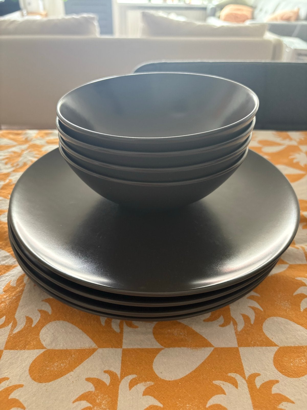 IKEA FÄRGKLAR series: 4 borden en 4 kommen - mat donkergrij, Ophalen, Gebruikt, IKEA, Overige stijlen