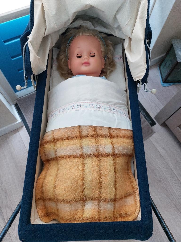 Poppenwagen met babypop, Ophalen, Gebruikt, Babypop