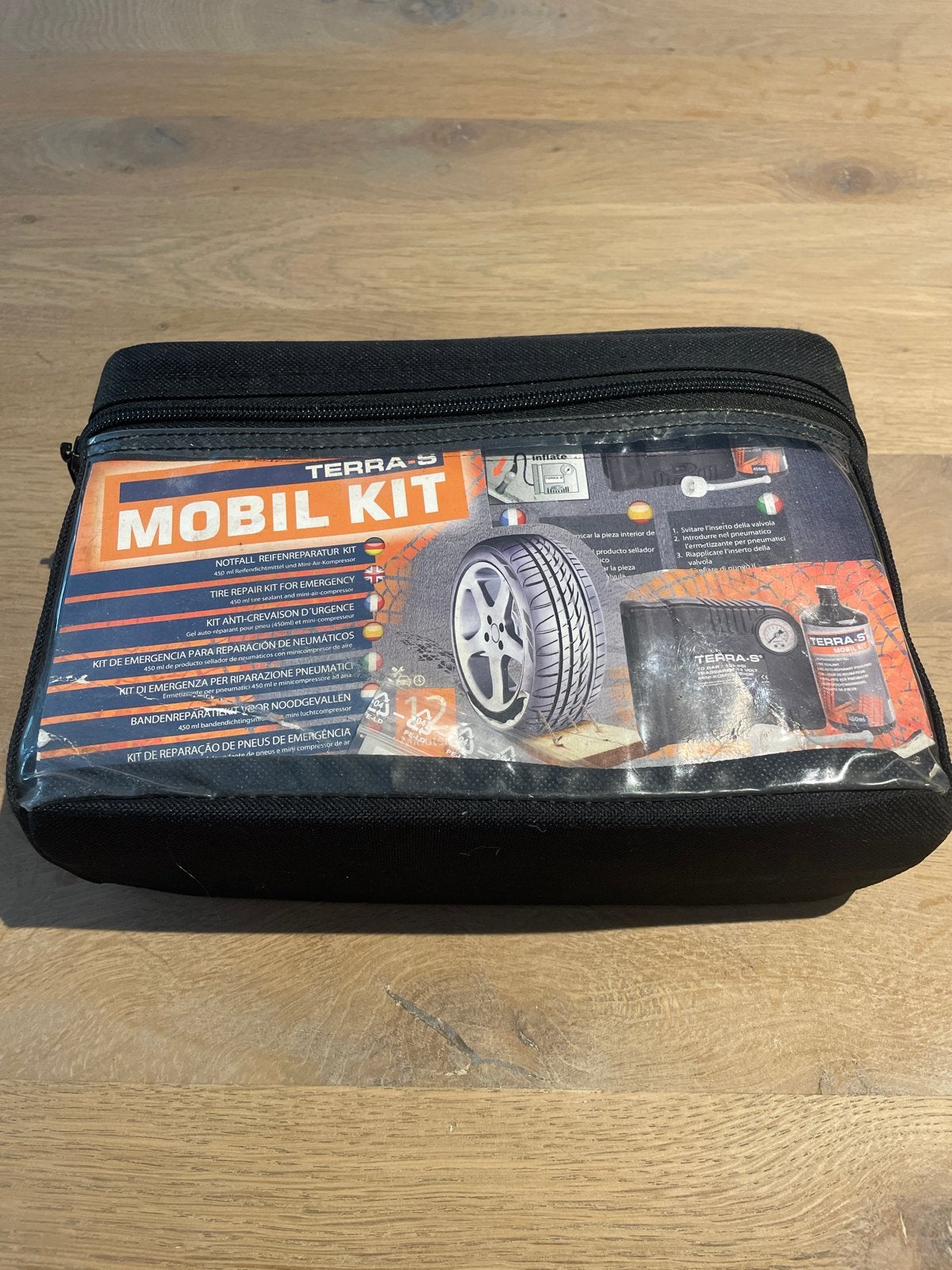 Terra-S Mobil Kit Bandenreparatieset met Compressor, Ophalen, Zo goed als nieuw