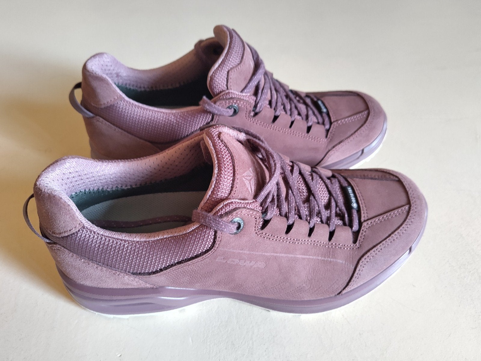 Lowa Gore-Tex wandelschoenen maat 40 - Nieuw, Sport en Fitness, Bergsport en Wandelen, Ophalen of Verzenden, Nieuw, Schoenen