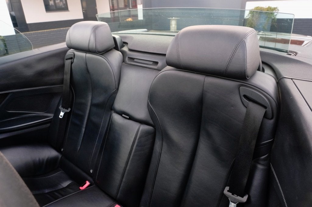 Foto 26 van BMW 6 Serie Cabrio 650i Leder, Camera, Navi (bj 2011)