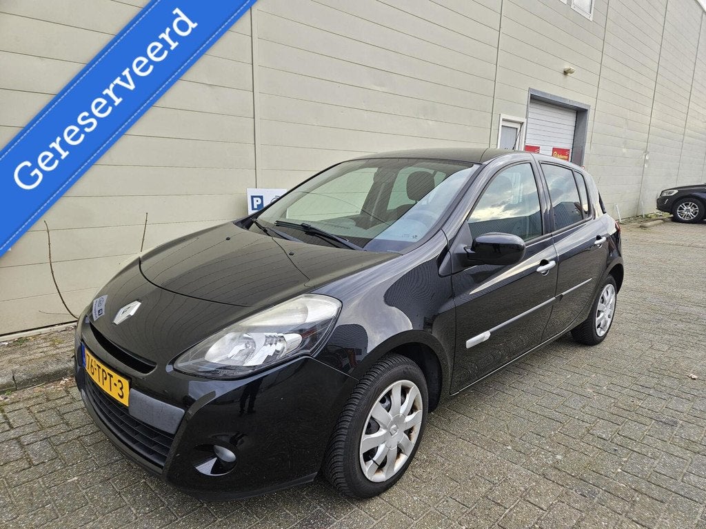 Renault Clio 1.2 Collection, Voorwielaandrijving, Euro 5, Gebruikt, 4 cilinders