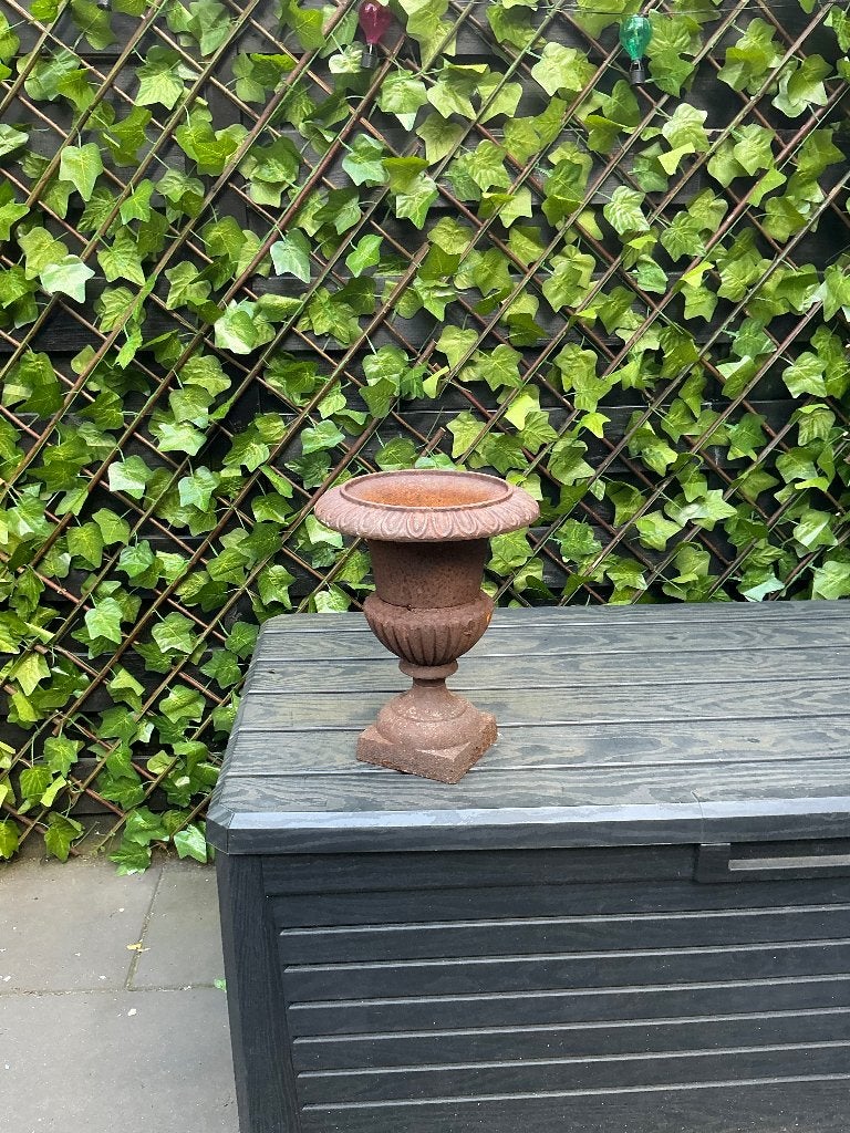 Gietijzeren vaas, Tuin en Terras, Tuinvazen, Ophalen, Gebruikt