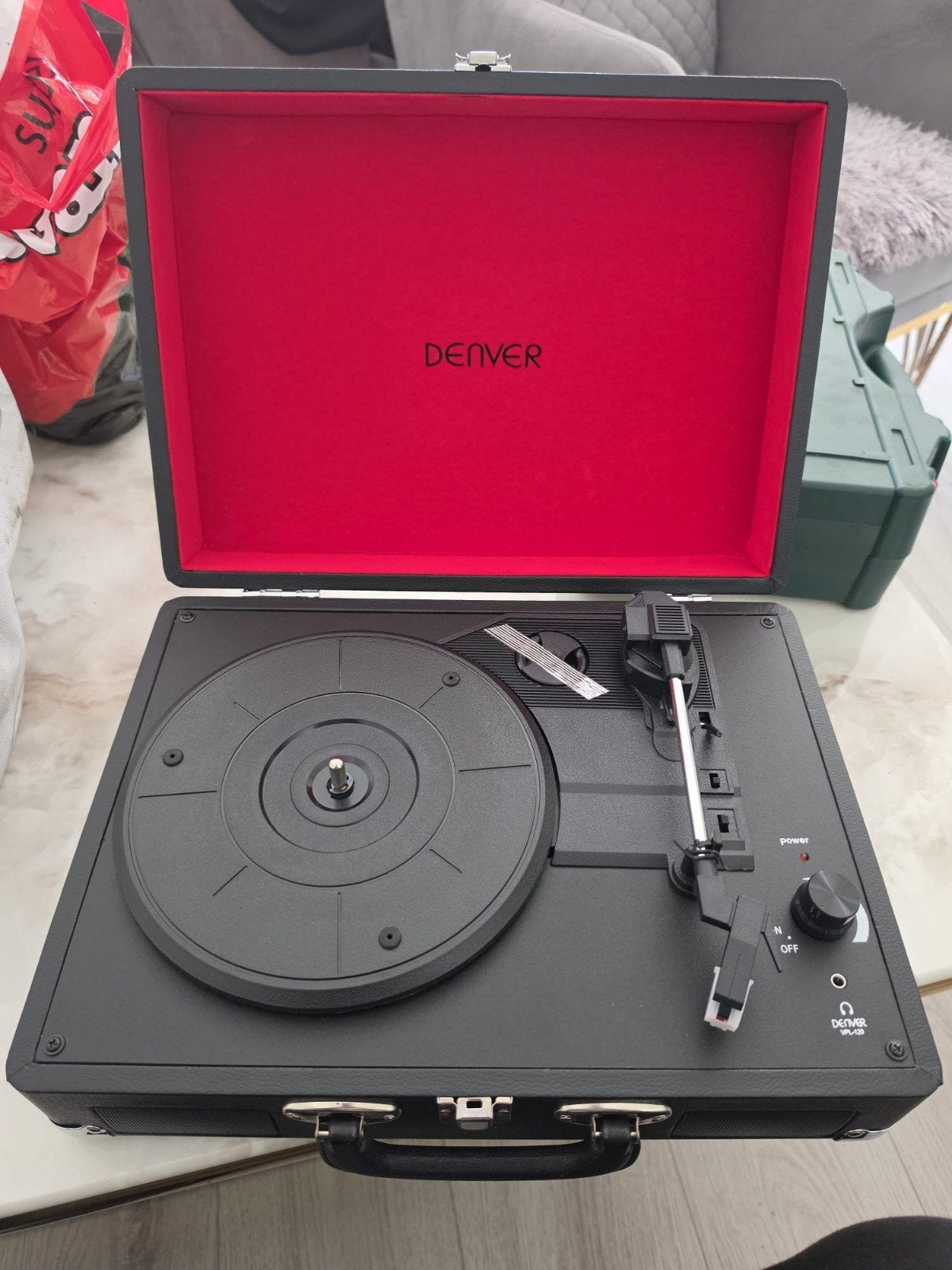 Denver VPL-120 Platenspeler Koffermodel met USB & Speakers, Zo goed als nieuw, USB-aansluiting, Platenspeler, Ophalen