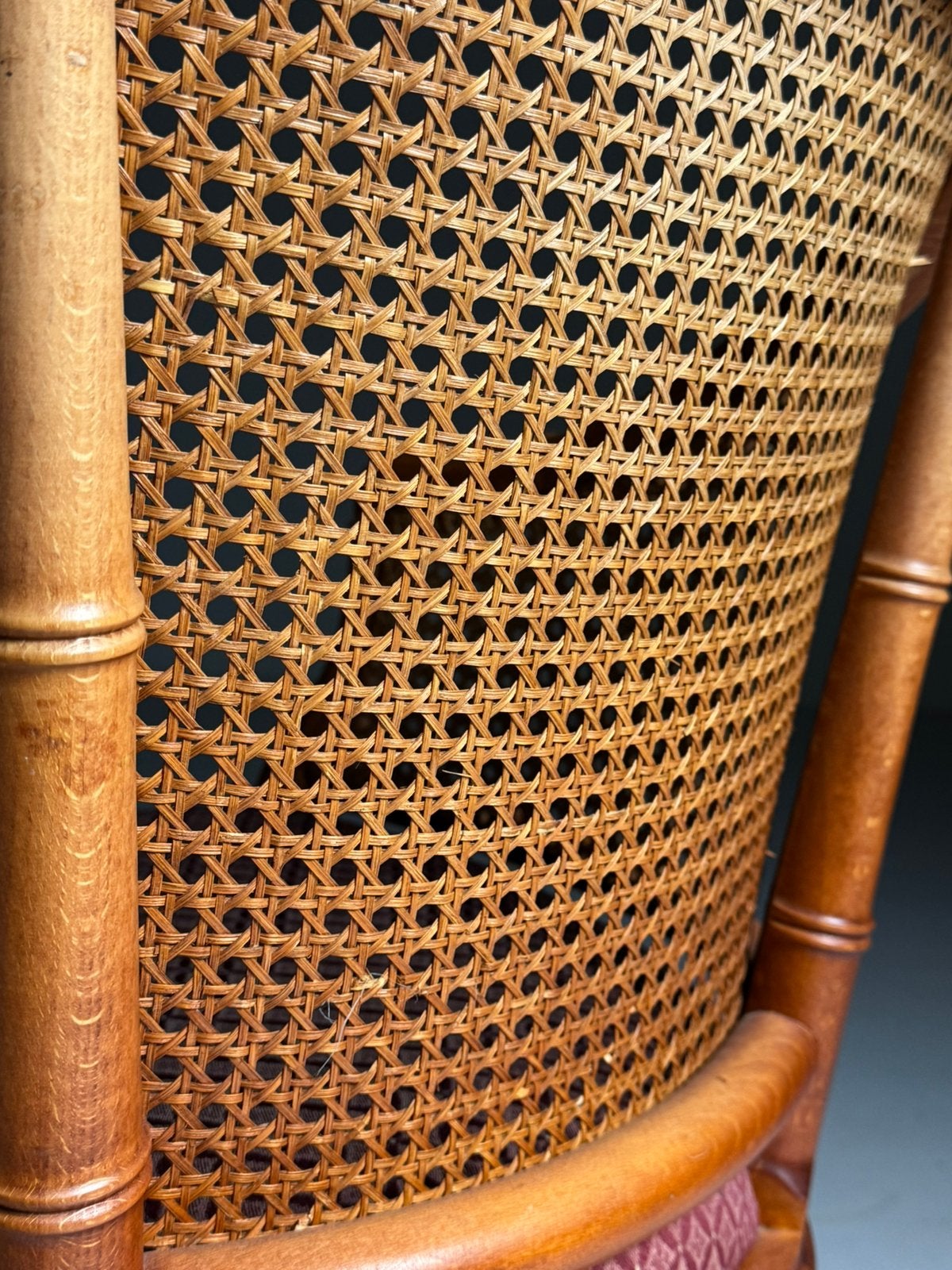 Set van 4 vintage Faux Bamboo stoelen, Bruin, Ophalen of Verzenden, Zo goed als nieuw, Vijf, Zes of meer stoelen