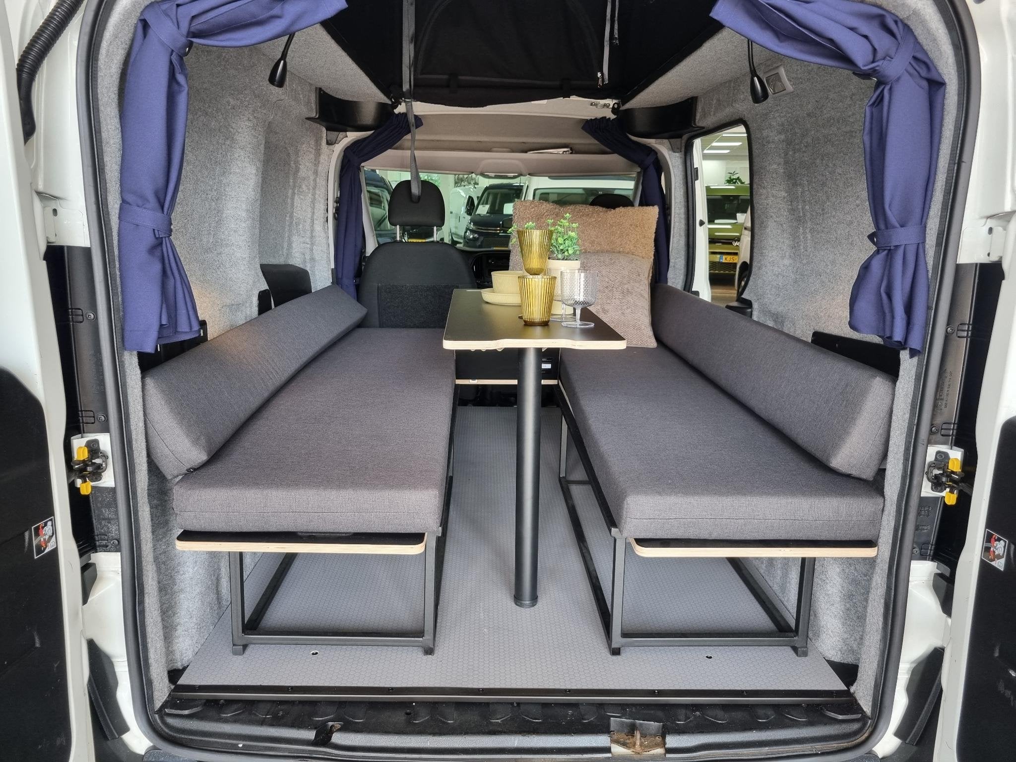 Fiat Doblò Cargo 1.4 Fire L2H1 Maxi SX MINICAMPER, Lemelerbergweg 12
1101AJ  Amsterdam, NL, Tot en met 2, Customercare.nl@stellantis.com
