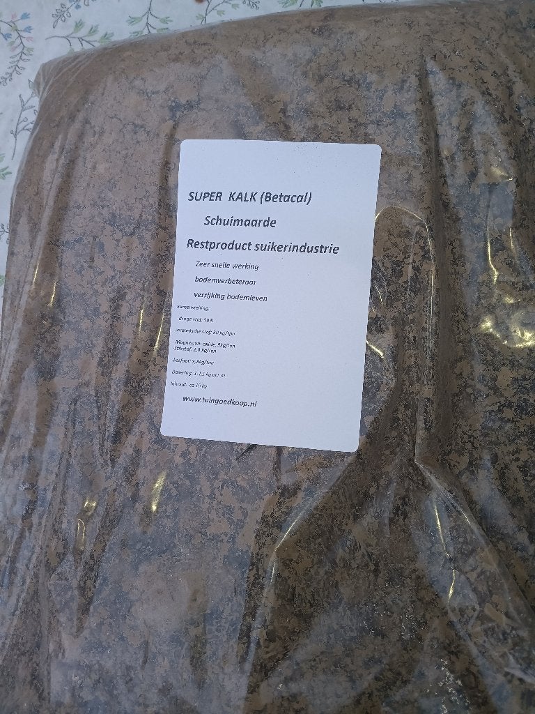 SUPER KALK (Betacal) Schuimaarde - Bodemverbeteraar, Ophalen of Verzenden, Overige typen
