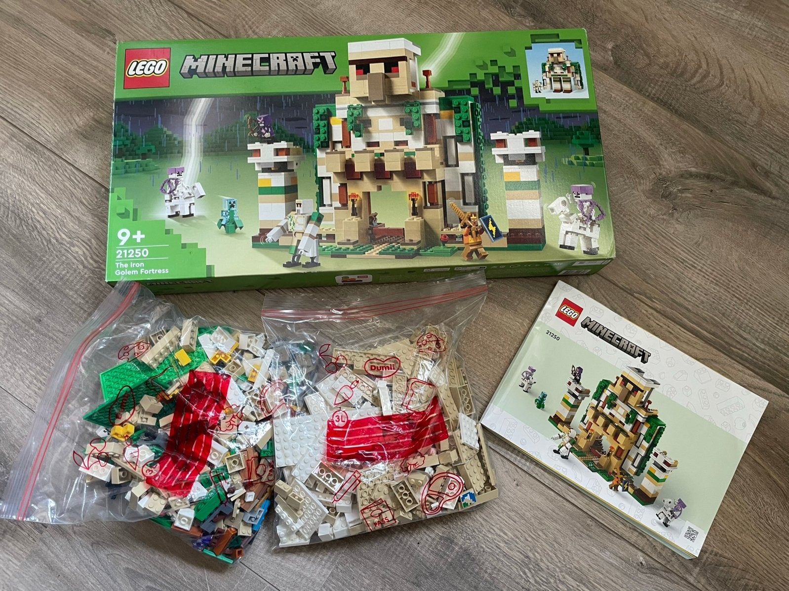 Minecraft Lego, The Iron Golem Fortress, 21250, Kinderen en Baby's, Speelgoed | Duplo en Lego, Compleet, Minecraft, Lego, Ophalen of Verzenden