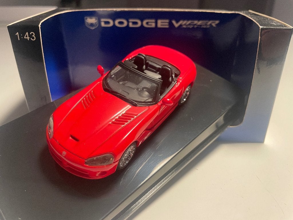 AutoArt 1:43 Dodge Viper SRT-10, Ophalen of Verzenden, Zo goed als nieuw, Auto, MiniChamps