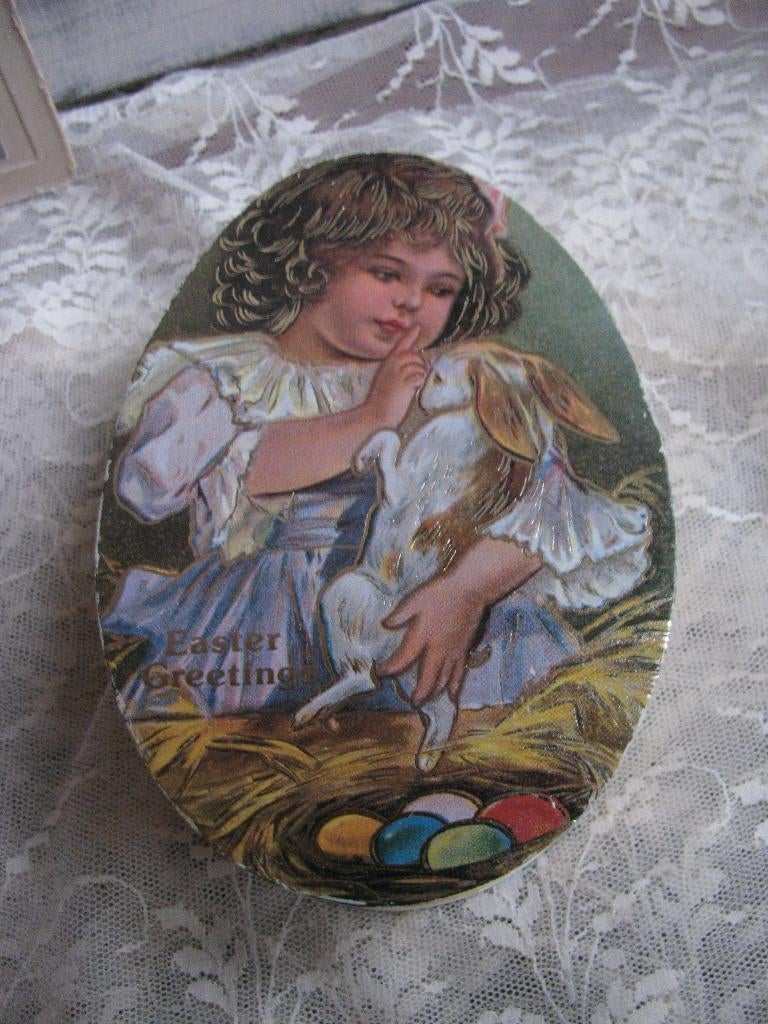 Vintage Doosje Candy Container voor Paaseitjes Meisje Konijn, Antiek en Kunst, Verzenden