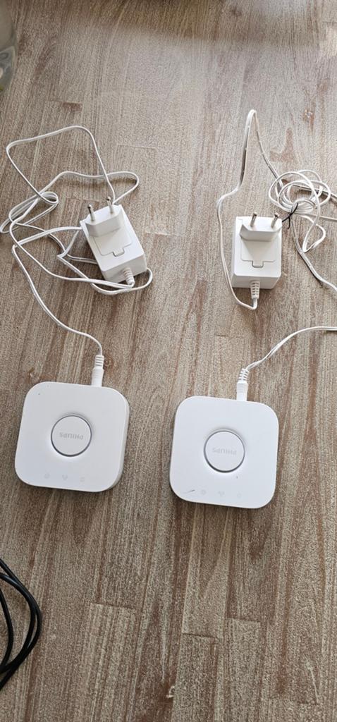 2x philips hue bridge, Ophalen of Verzenden