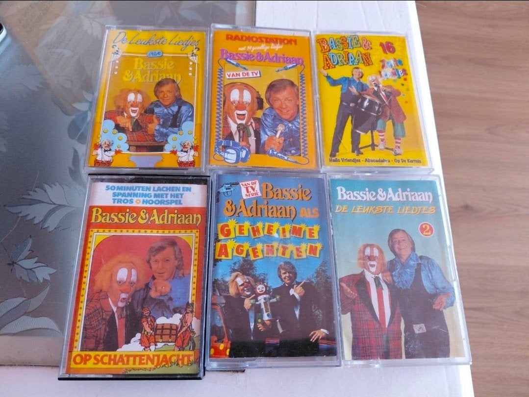 Prachtige set 6 originele Bassie & Adriaan cassettebandjes, Gebruikt, 2 t/m 25 bandjes, Kinderen en Jeugd, Ophalen of Verzenden