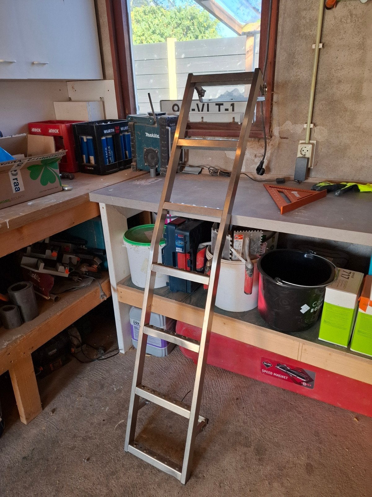 Trappetje voor Ford Transit Custom, Ophalen