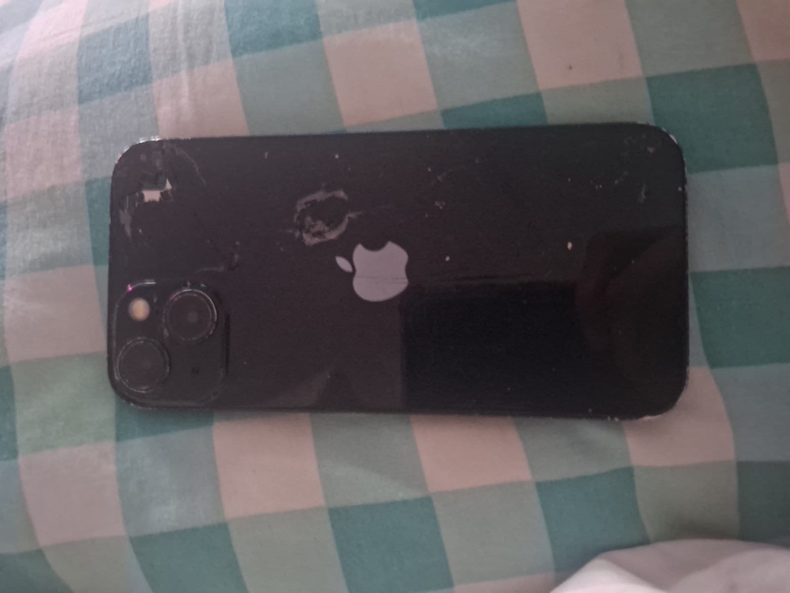 iPhone 12 Pro Max - Gebarsten scherm en achterkant, 256 GB, Zwart, Zonder simlock, Niet werkend