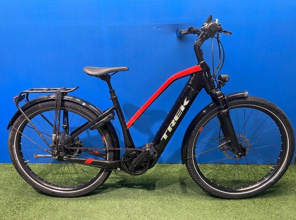 Trek Allant 9+ Mixed Zwart/rood 45cm 2022, Overige merken, Gebruikt, -, - 0
-, NL
