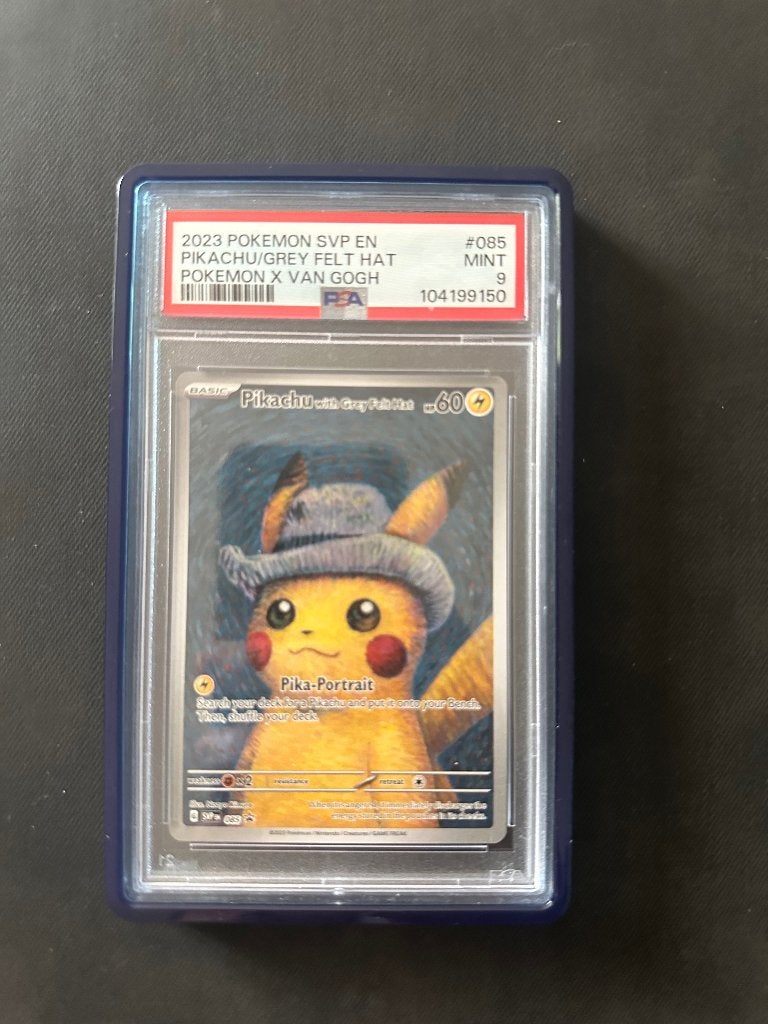 Pokémon Pikachu with Grey Felt hat. van Gogh, Hobby en Vrije tijd, Verzamelkaartspellen | Pokémon, Ophalen of Verzenden, Nieuw