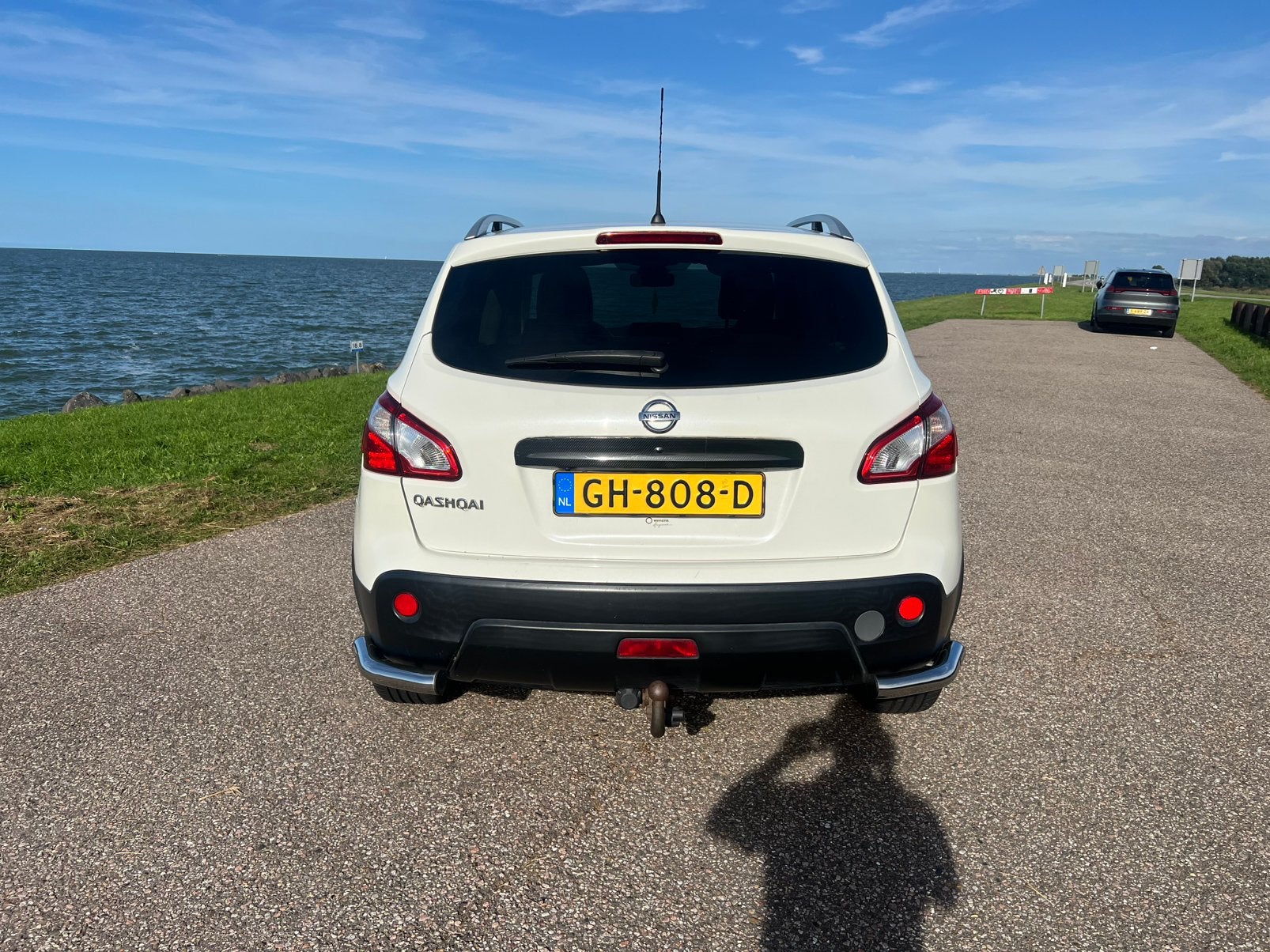 Foto 4 van Nissan Qashqai 1.6 2WD CVT 2013 Wit
