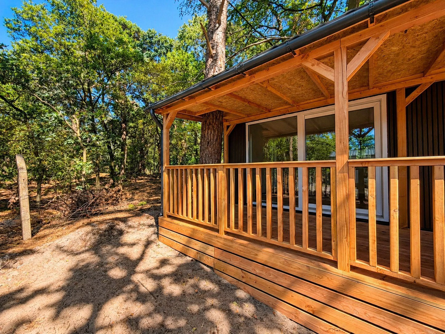 Foto 4 van Gloednieuwe Chalet op de camping d’n Mastendol in Rijen