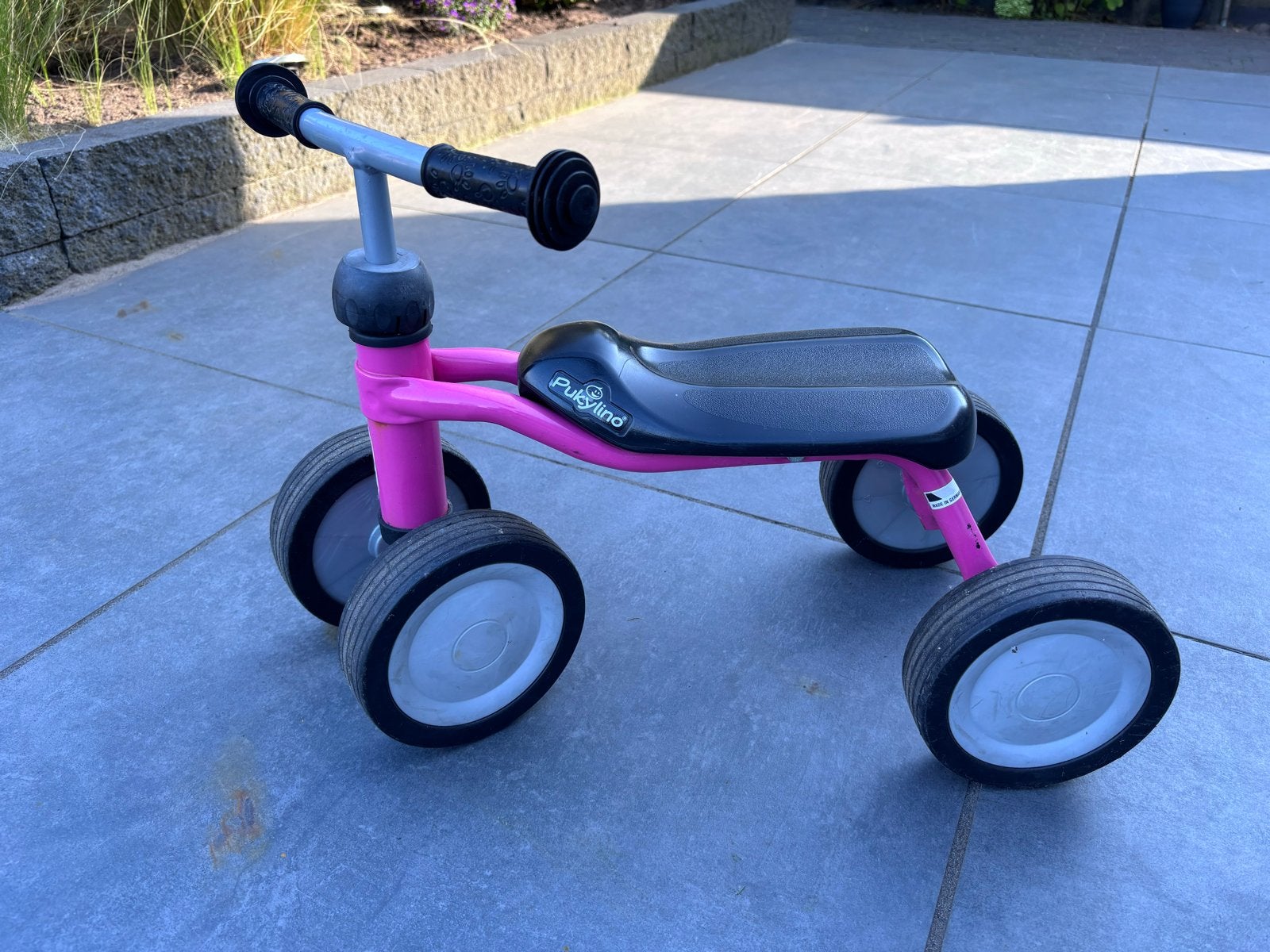 Roze Pukylino loopfiets - Ideaal voor de kleintjes!, Ophalen, Gebruikt, Loopfiets