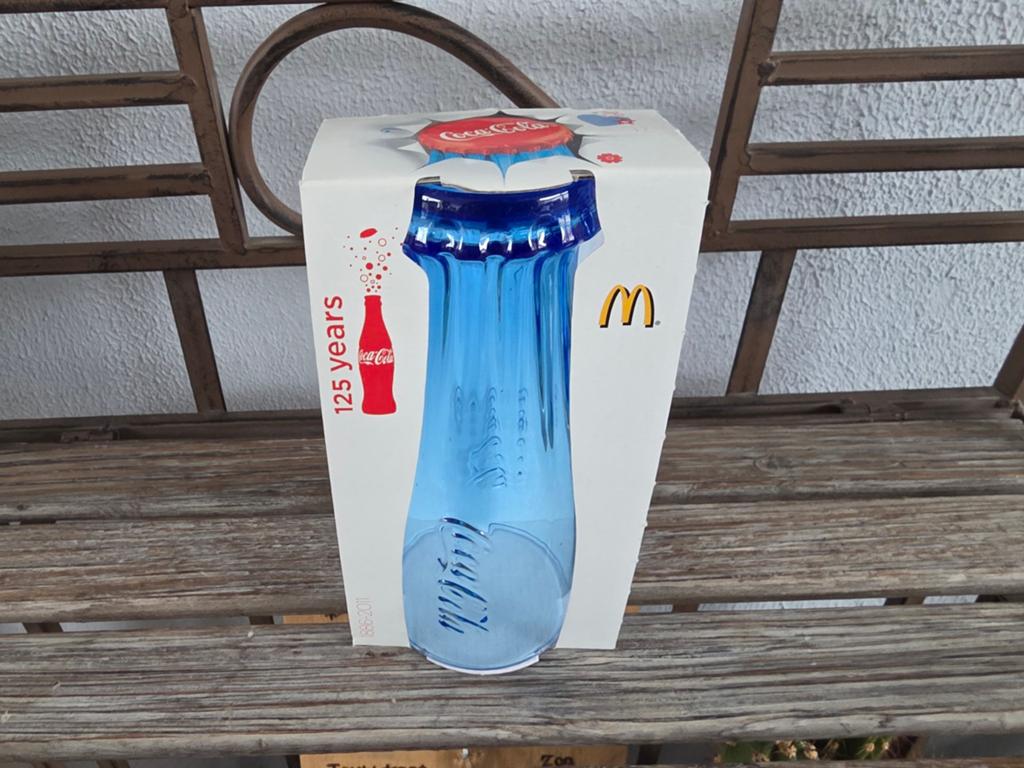Coca-Cola glas Mc Donalds 2011 blauw Nieuw, Verzamelen, Glas en Borrelglaasjes, Ophalen, Nieuw, Frisdrankglas