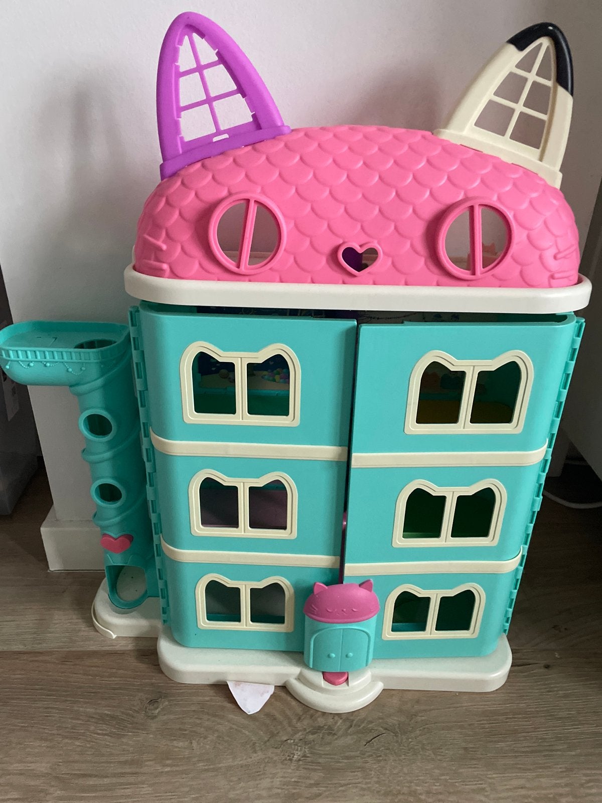 Gaby's Poppenhuis - Gabby's Dollhouse, Ophalen, Zo goed als nieuw, Poppenhuis