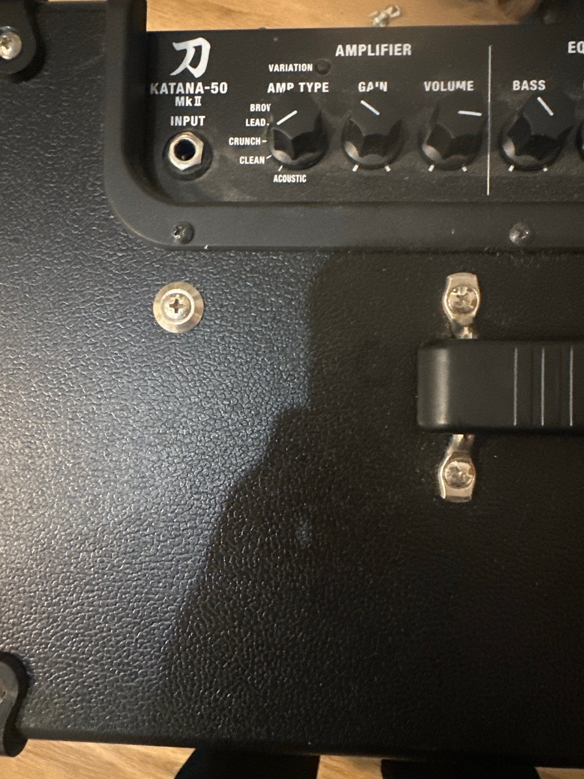 Boss Katana-50 MkII gitaarversterker met footswitch, Muziek en Instrumenten, Ophalen, Gebruikt, Gitaar, 50 tot 100 watt