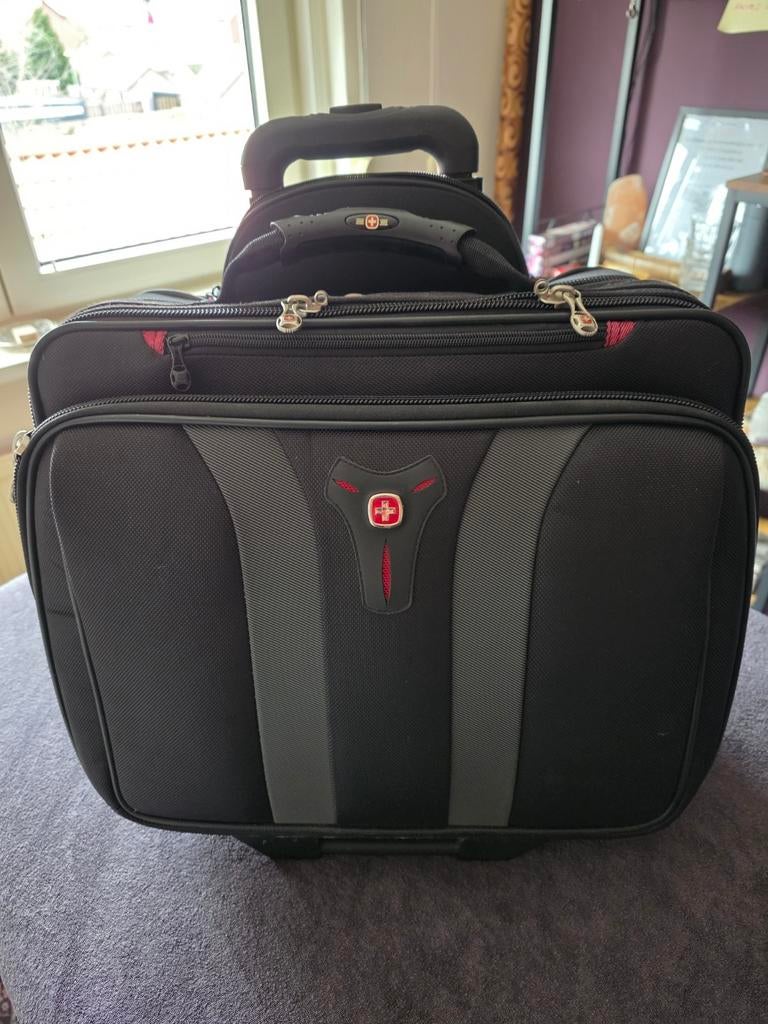 Wenger laptoptas, Ophalen of Verzenden, 17 inch of meer, Zo goed als nieuw