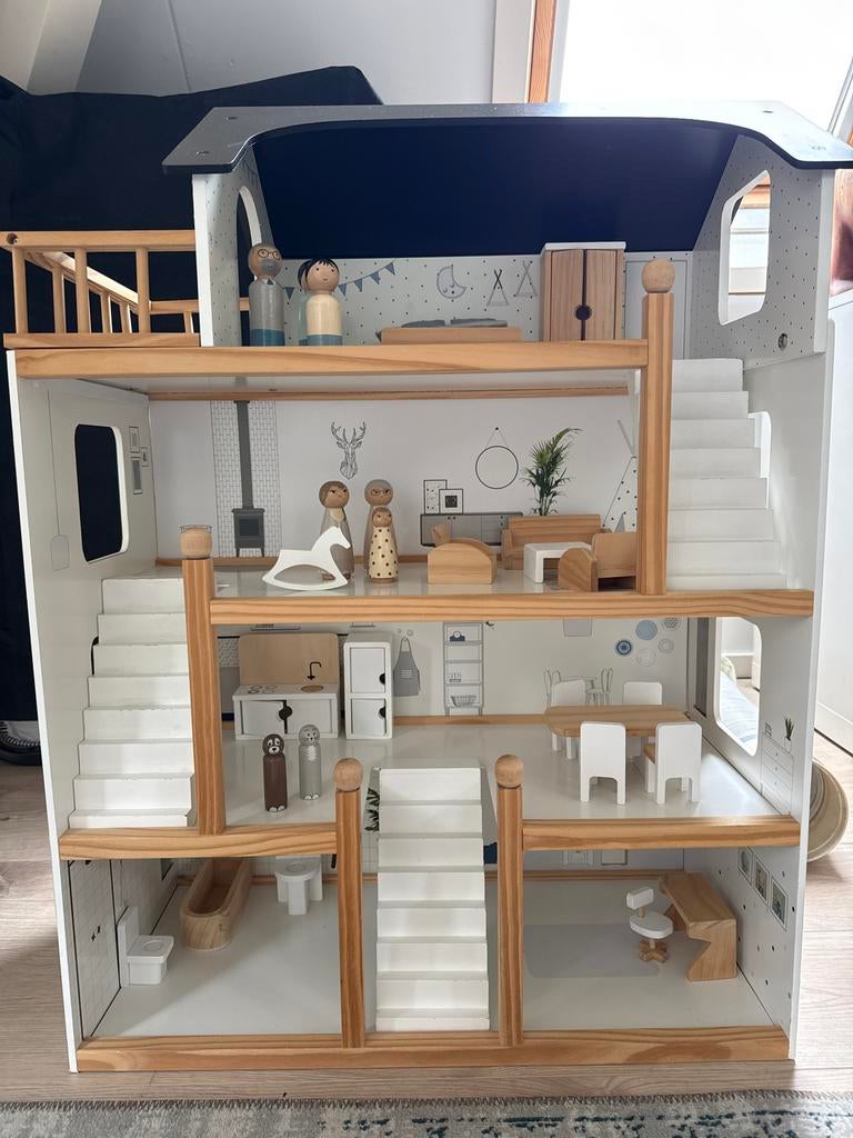 Petit Amelie Poppenhuis XL met meubeltjes en poppetjes, Kinderen en Baby's, Speelgoed | Poppenhuizen, Ophalen of Verzenden, Zo goed als nieuw