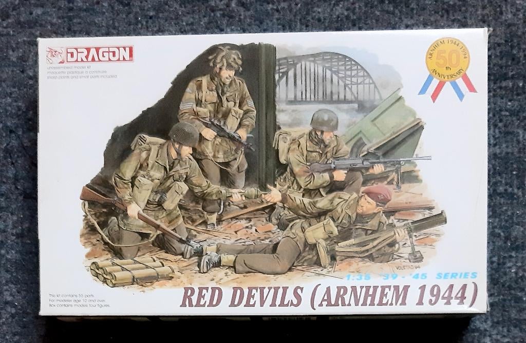 Dragon Red Devils Arnhem 1944 - Figurenset 1:35, Hobby en Vrije tijd, Ophalen of Verzenden, Zo goed als nieuw, 1:35 tot 1:50, Figuur of Figuren