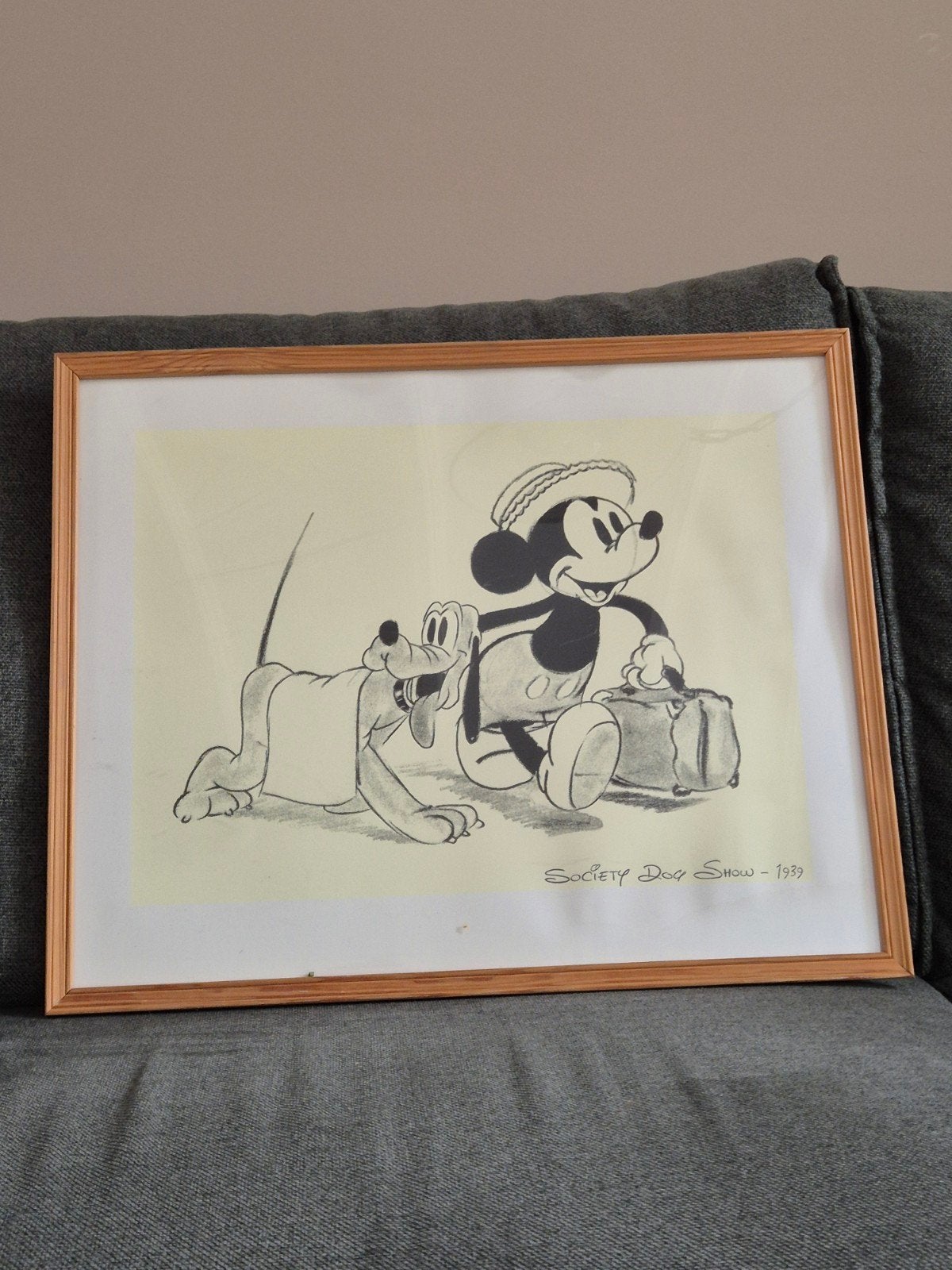 Vintage Mickey Mouse & Pluto tekening  Society Dog Show 1939, Ophalen of Verzenden, Tekening, Potloodtekening, Gesigneerd