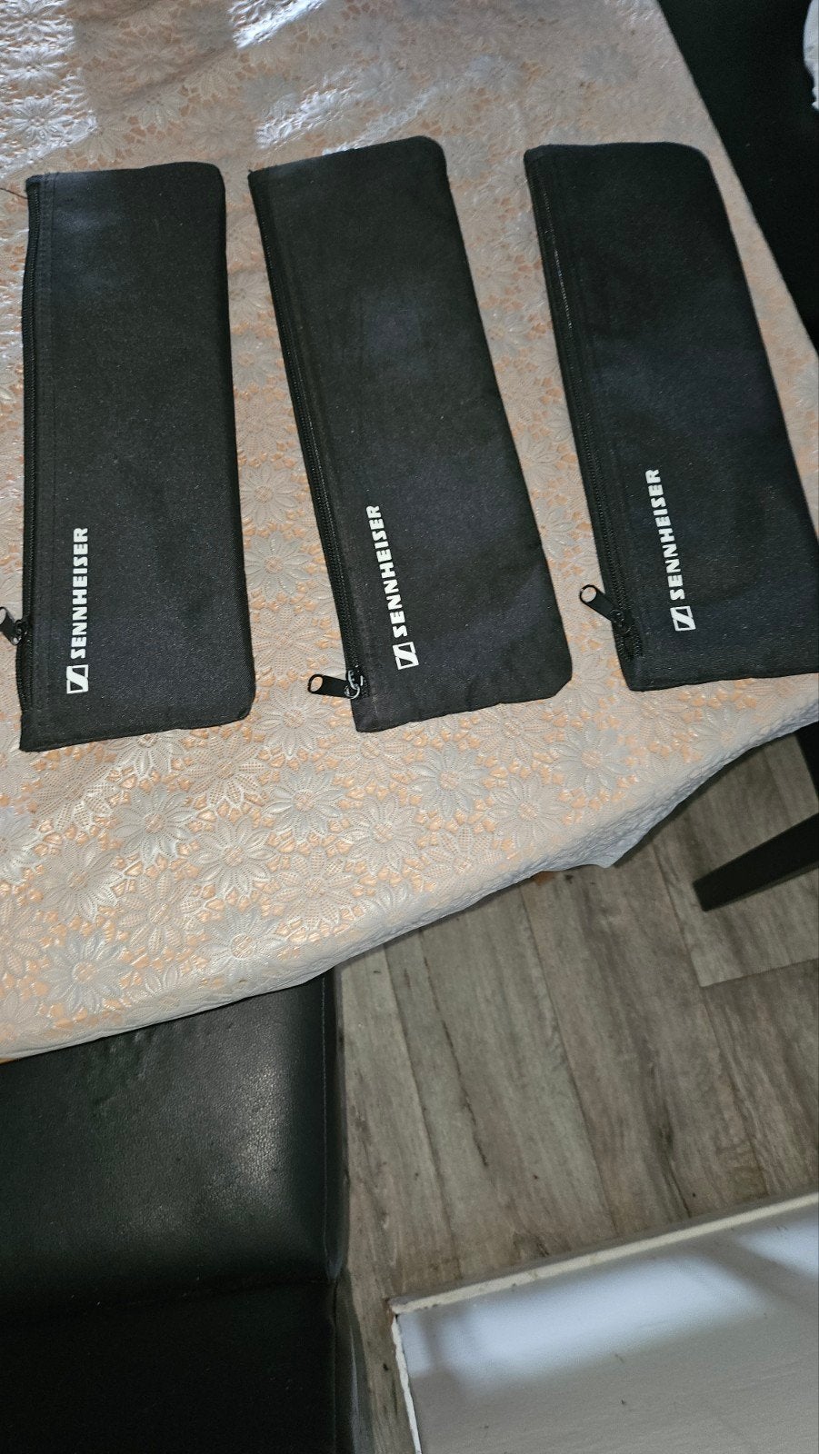 Sennheiser   microfoons hoezen, Muziek en Instrumenten, Microfoons, Ophalen, Zo goed als nieuw, Overige typen