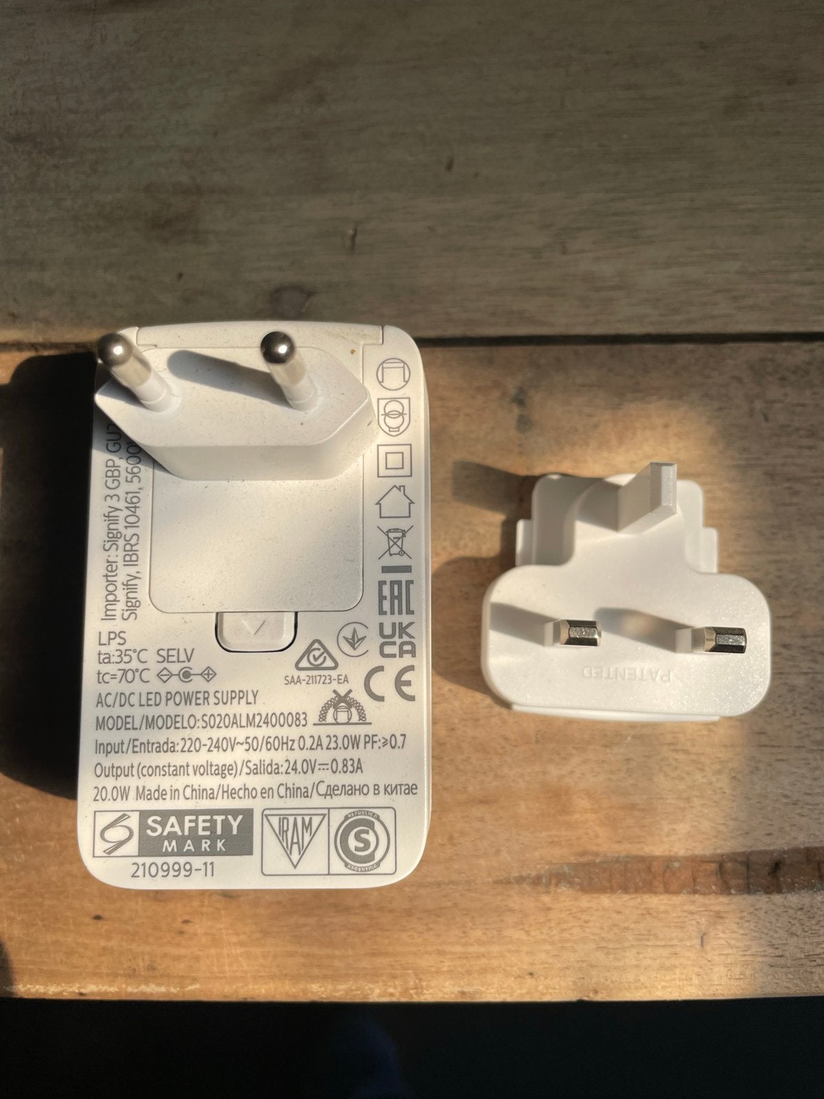 Nieuwe Philips Hue LEDstrip Trafo, Wit, Kunststof, Verzenden, Smart home compatibel