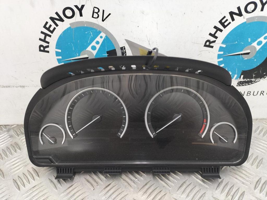 BMW 5 SERIES 520d High Executive  KLOKKENPANEEL 2011, Ophalen of Verzenden, Gebruikt, Stiba lid