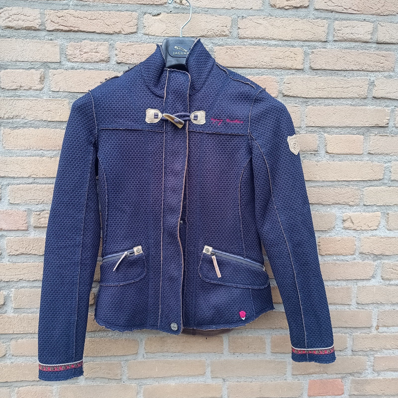 Trachten 36 / S dirndl fleece vest Alpenlust wasbaar, Ophalen of Verzenden, Gedragen, Maat 36 (S), Overige thema's