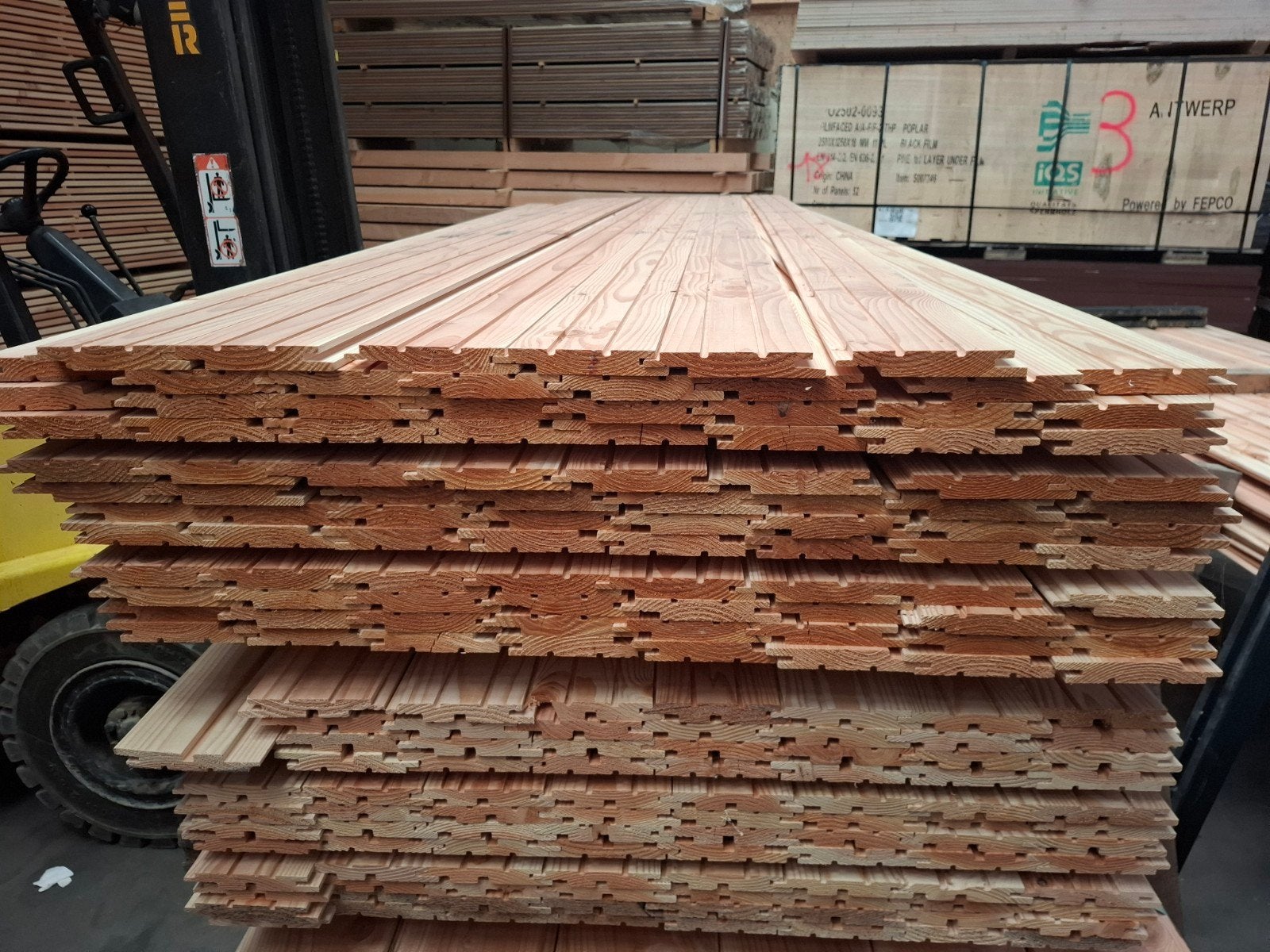 Douglas channelsiding rabat 3 meter bezorgen mogelijk, Tuin en Terras, Ophalen, Nieuw, 250 cm of meer, Planken