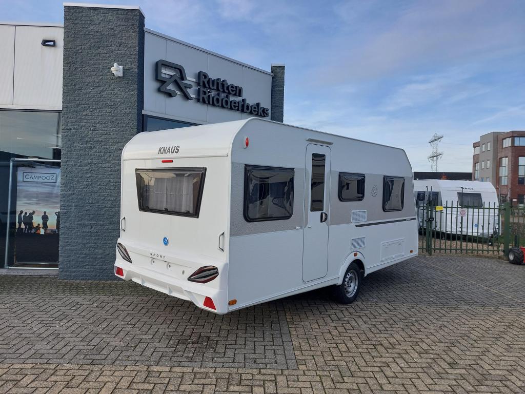 Knaus Sport 460 EU, Caravans en Kamperen, Standaardzit, Bedrijf, Overige typen, 5 tot 6 meter