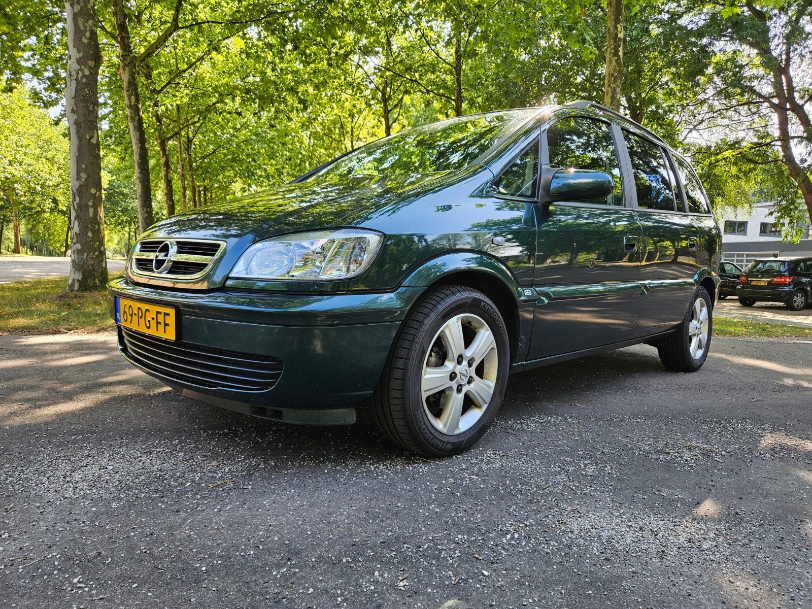 Opel Zafira 1.8 16V 2004 Groen 7 persoons, Auto's, 4 cilinders, Origineel Nederlands, 600 kg, 1335 kg