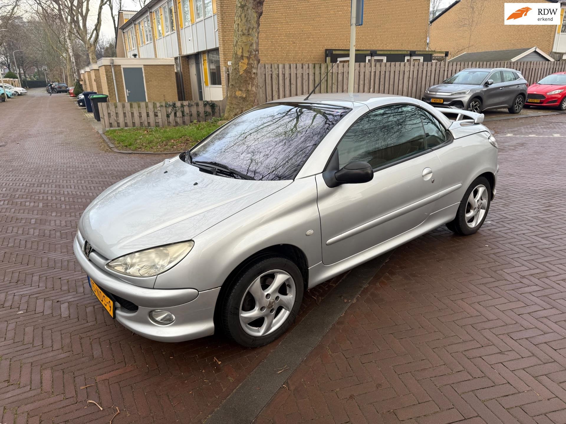 Peugeot 206 CC Airco / Leuke cabrio / 147.000 km, Voorwielaandrijving, Gebruikt, 4 cilinders, Cabriolet
