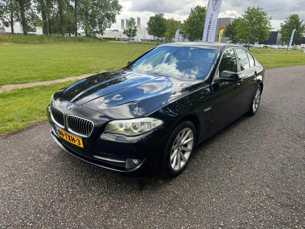 BMW 5-Serie 528I 180KW Sedan Aut8 2012 Zwart, Auto's, BMW, Particulier, 5-Serie, ABS, Adaptive Cruise Control, Airbags, Airconditioning