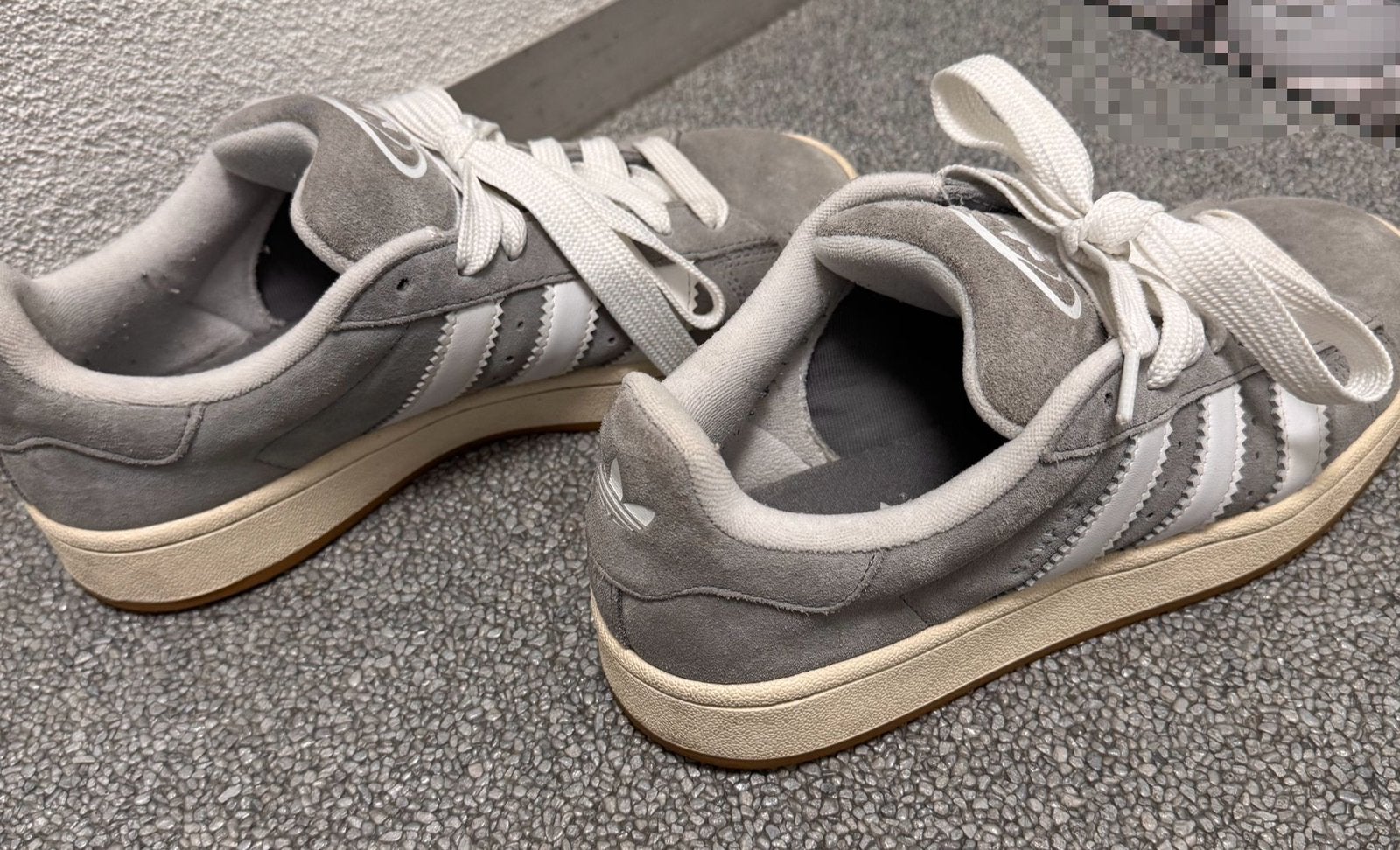 Adidas Campus grijs maat 40 2/3, Ophalen of Verzenden, Zo goed als nieuw, Grijs, Sneakers of Gympen