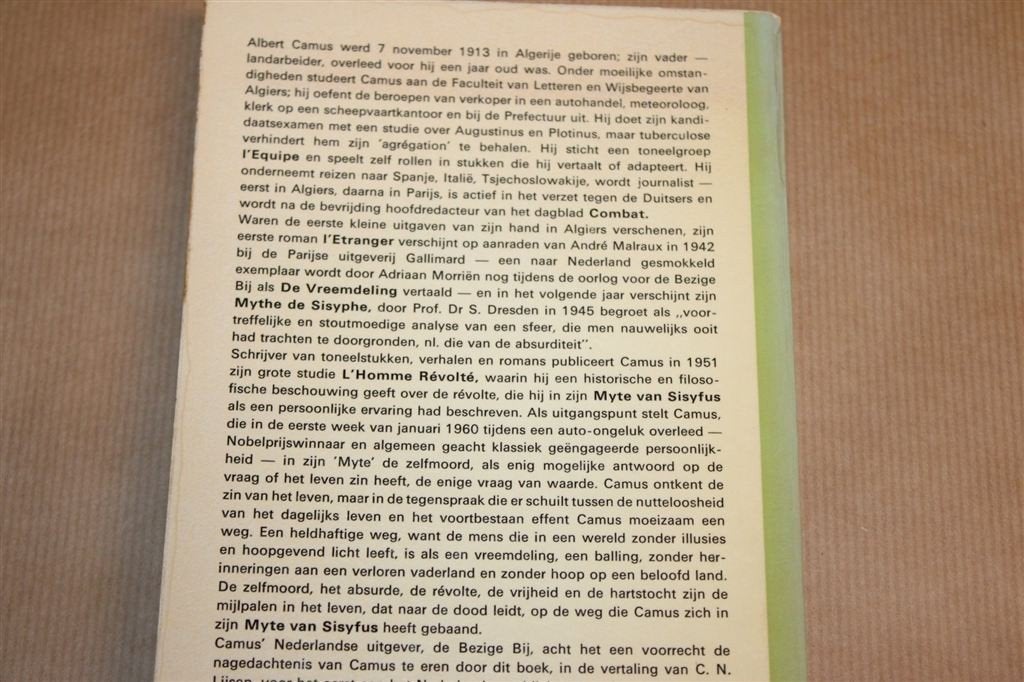 De myte van Sisyfus — Albert Camus, Bezige Bij 1964, Ophalen of Verzenden, Gelezen