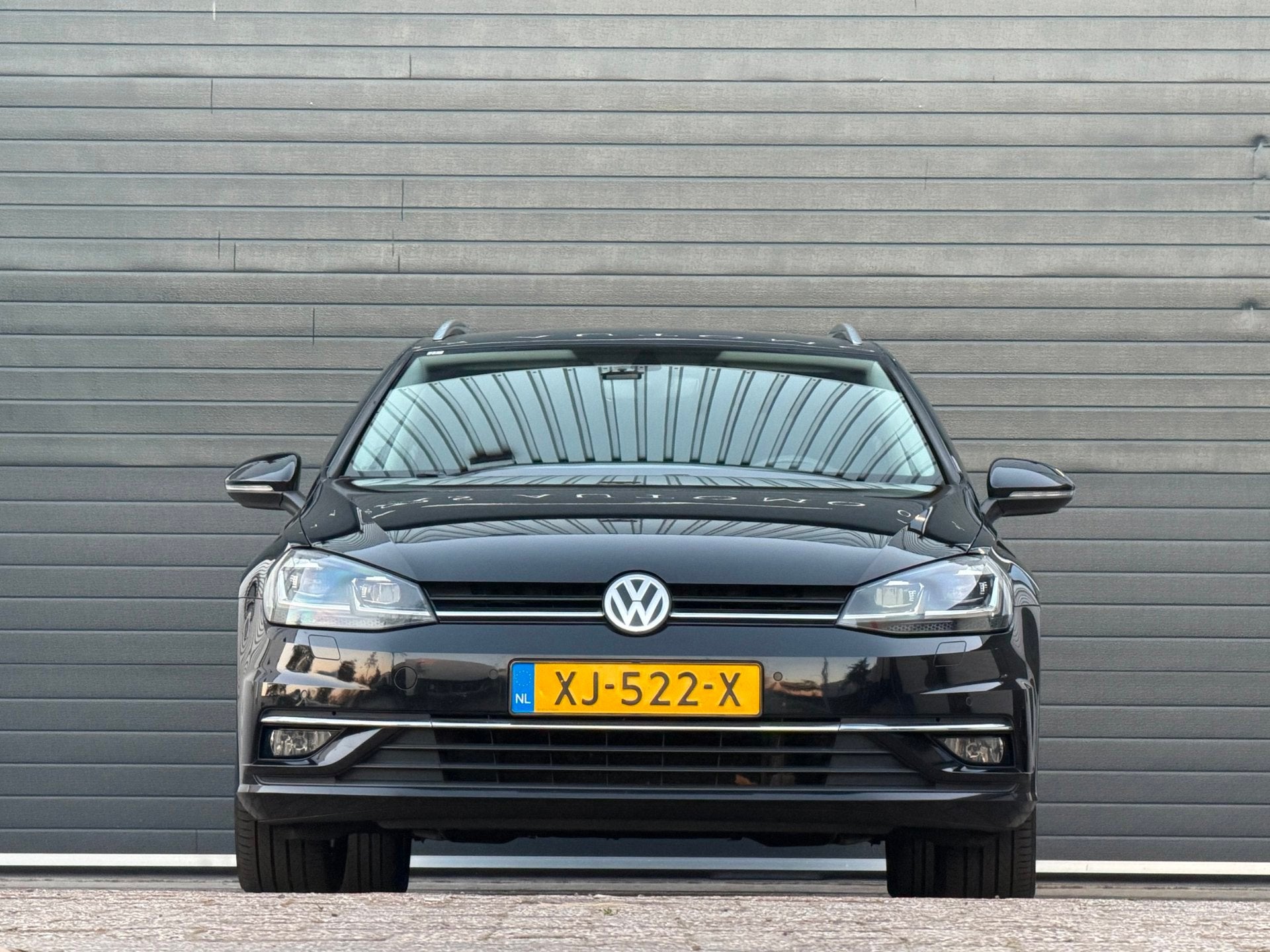 Volkswagen Golf Variant 1.5 TSI Highline Business R|CAMERA|N, 4 cilinders, 150 pk, Alcantara, Zwart