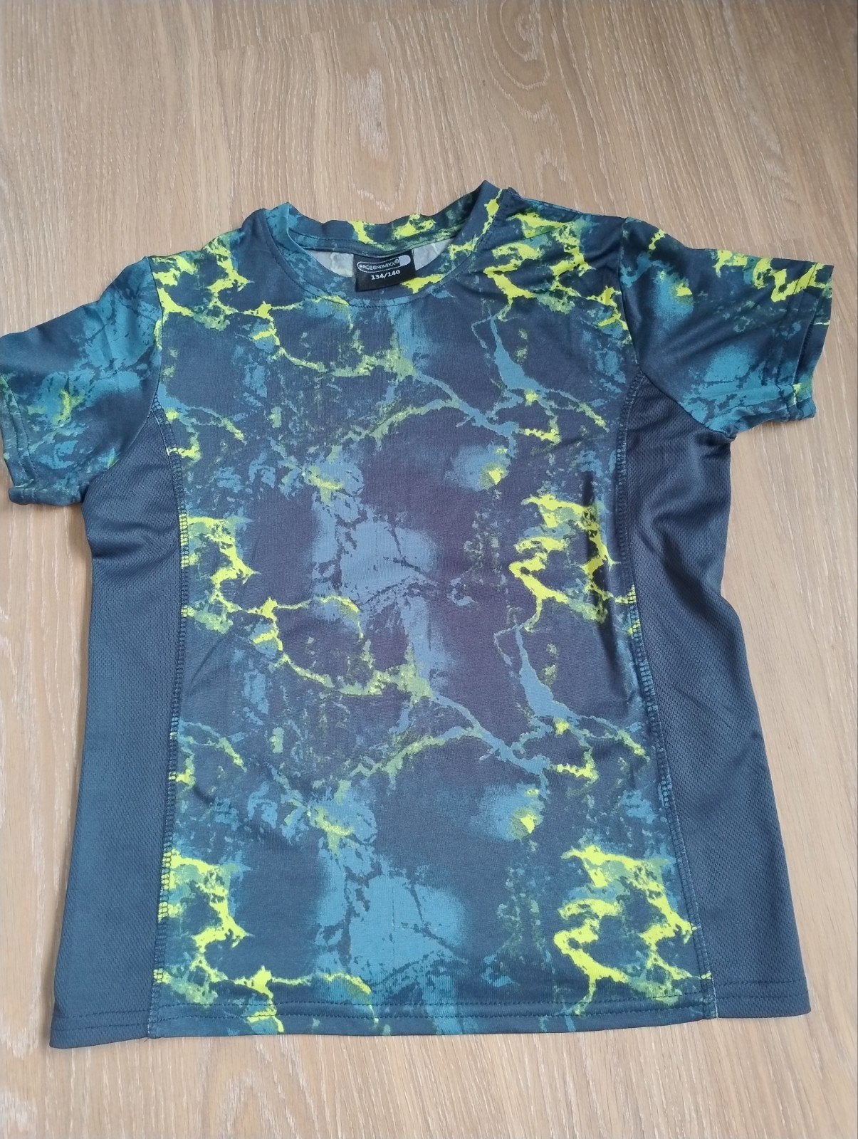 Sportshirt maat 134/140, Kinderen en Baby's, Ophalen, Zo goed als nieuw, Jongen, Shirt of Longsleeve