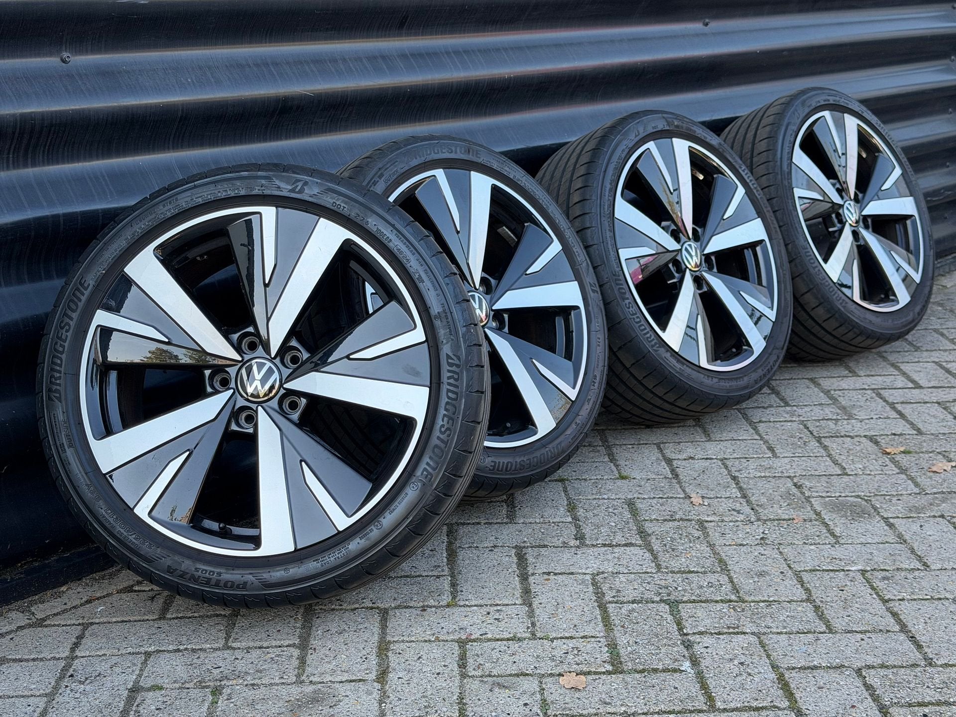 18” Orig VW Caddy Golf 7 8 GTI GTD velgen Banden