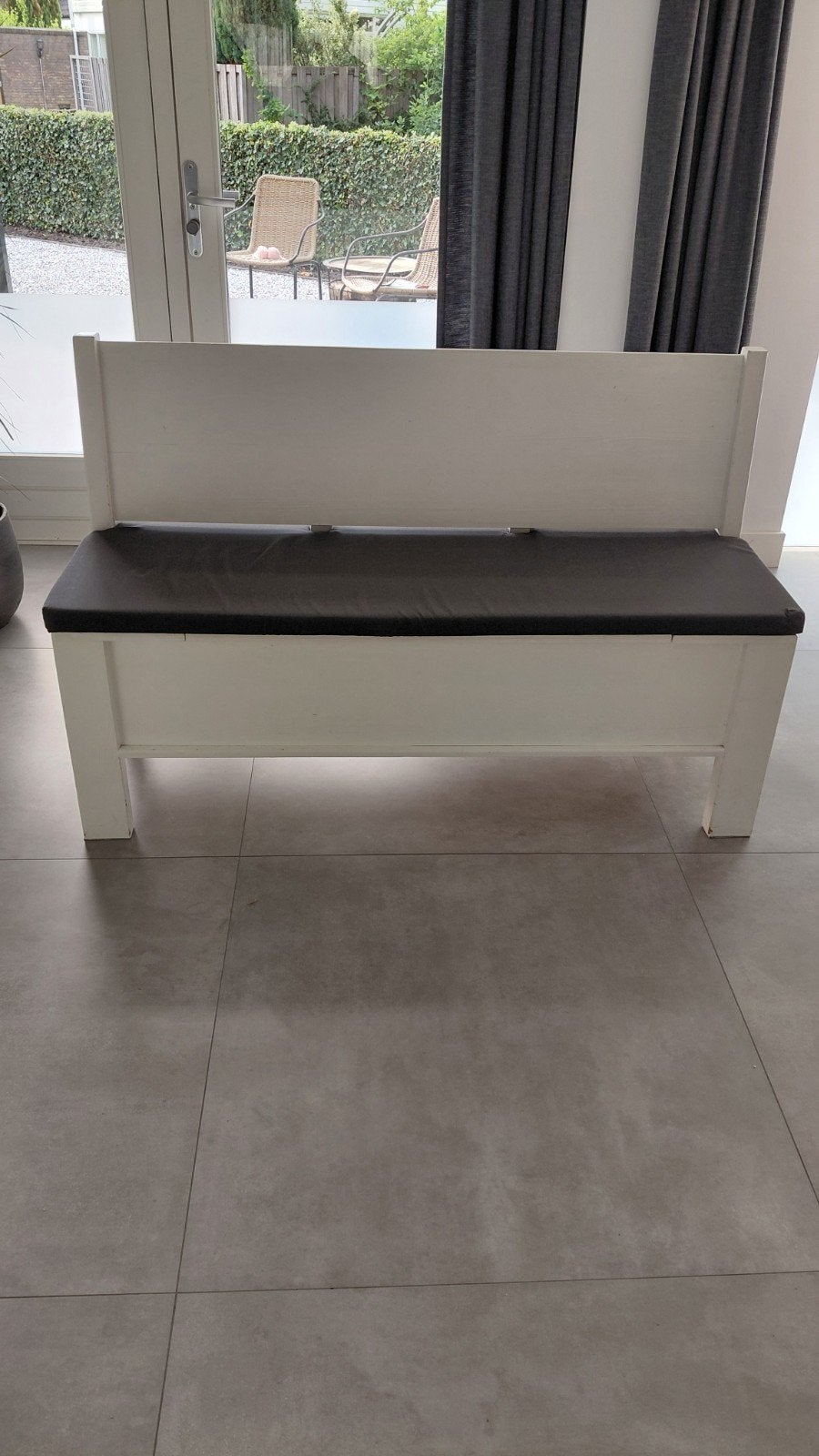 Opbergbank met kussen, voor bij de eettafel, Ophalen, Gebruikt, Wit, Eén